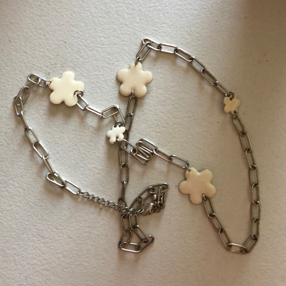Silver-tone Chain Necklace w/ Cream Enamel Flowers - Picture 7 of 7